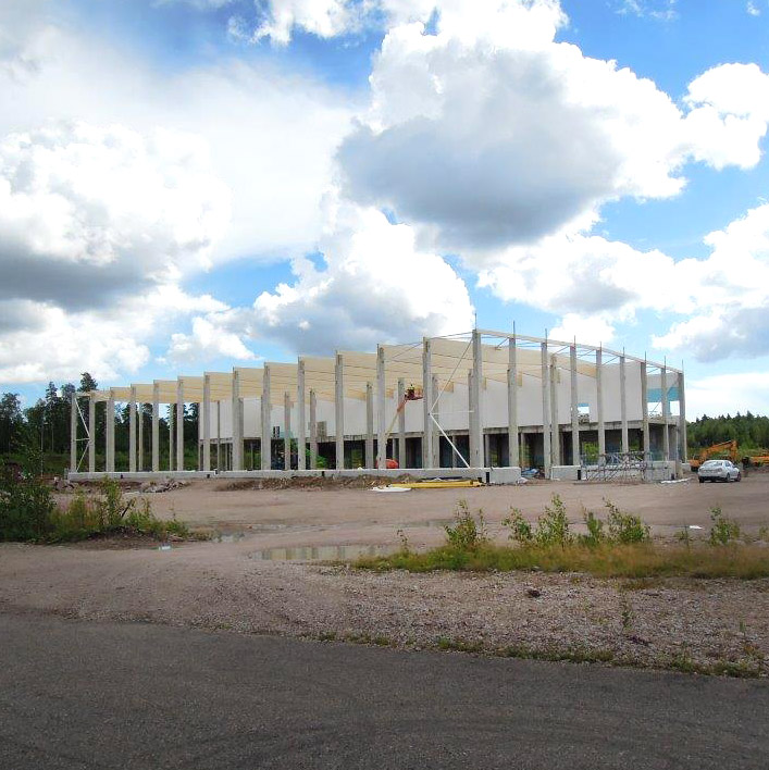 Scanofficen nykyisen toimitilan rakennusvaihe Juvanmalmilla.